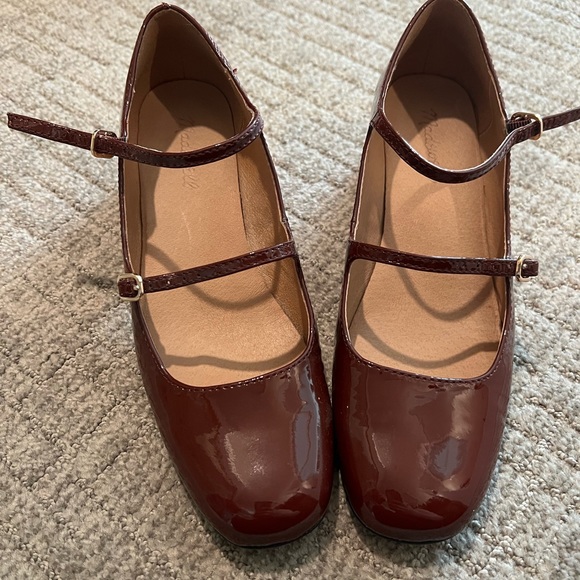 Madewell Shoes - Madewell Burgundy Patent Leather Heels